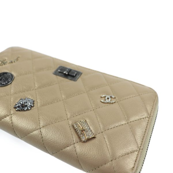 2022013007188 7 Chanel Charm Embroidery Long Wallet Leather Gold