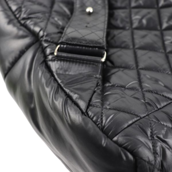 2022043007324 7 Chanel Coco Cocoon Quilted Rucksack Daypack Black