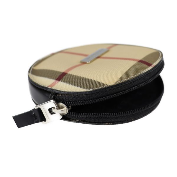 2023123002468 5 Burberry PVC Leather Coin Case Beige Check