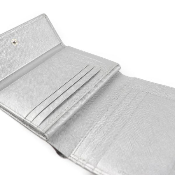 2026053002258 7 Burberry Leather Tri fold Wallet Silver