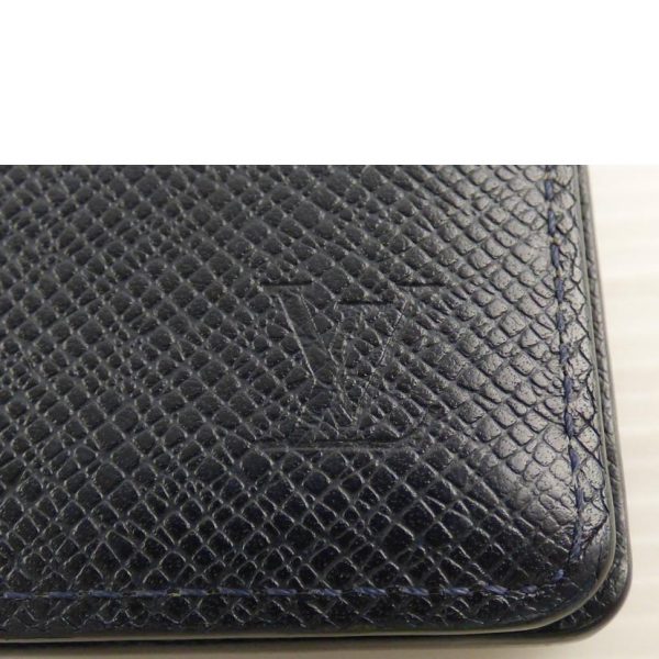 21005 6 Louis Vuitton Portefeuil Brazza Taiga Wallet Brown