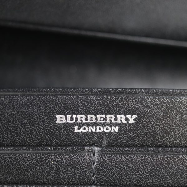 2102033002033 8 Burberry Check PVC Leather Bifold Wallet Beige Black