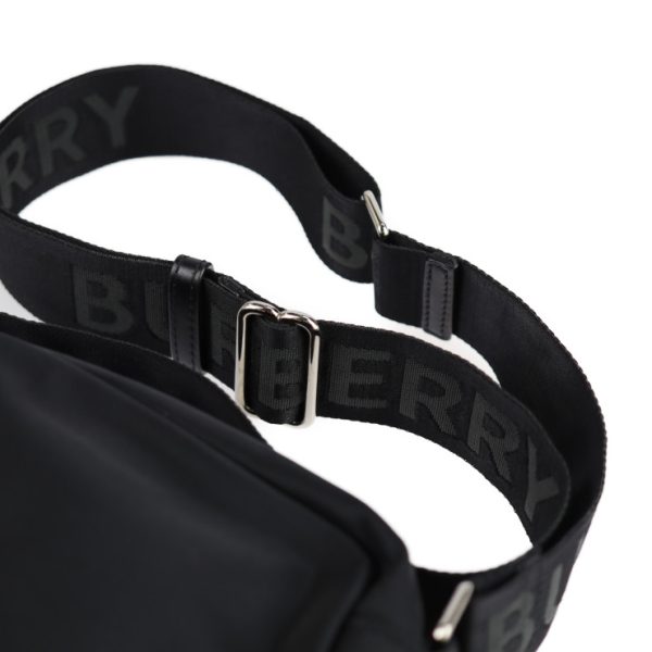 2113103002118 6 Burberry Nylon Shoulder Bag Black