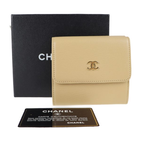 2114013007208 9 Chanel Bifold Wallet Here Mark W Hook Beige