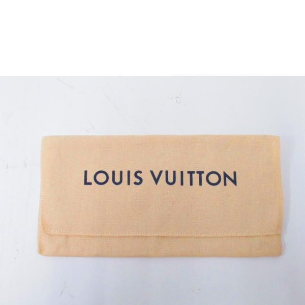 21166 6 Louis Vuitton Portefeuil Brazza Epi Wallet Black