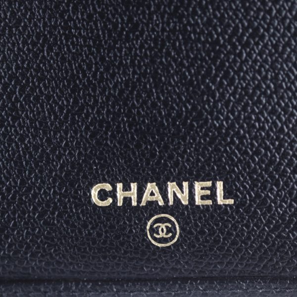 2120013002331 8 Chanel Coco Button Bifold Wallet Caviar Skin Black