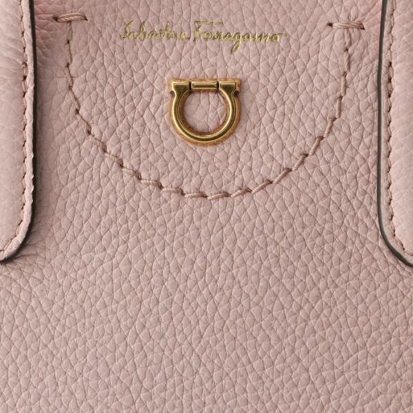 22002400010497 4 Ferragamo Gancini Mini Shoulder Bag Pink