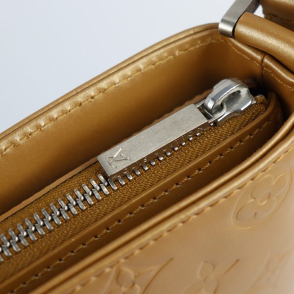 2205093007025 8 Louis Vuitton Alston Shoulder Bag Gold Caramel