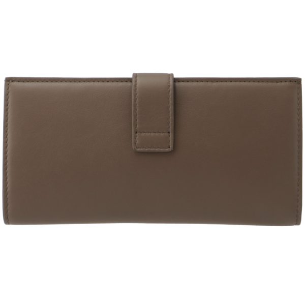 22052200010587 2 FERRAGAMO long bi fold bill compartment coin bi fold long wallet