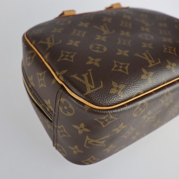 2210071001009 5 Louis Vuitton Handbag Monogram Canvas Brown