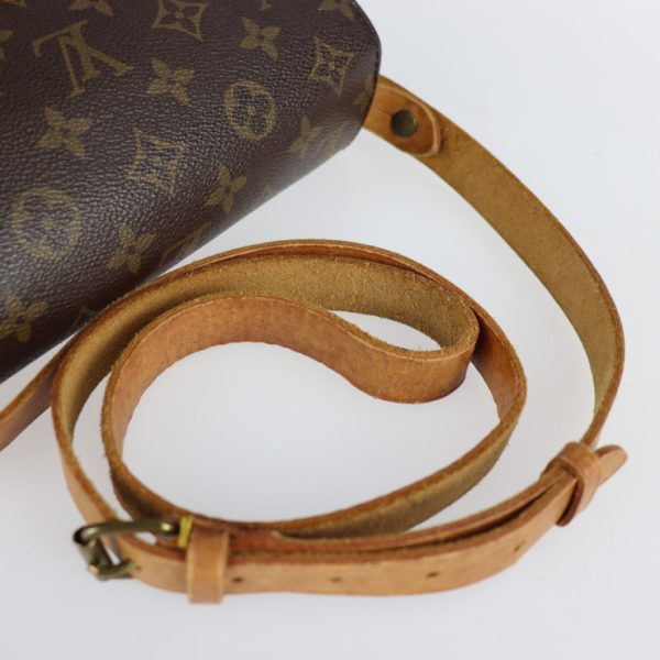 2210071001010 6 Louis Vuitton Shoulder Bag Monogram Canvas Brown