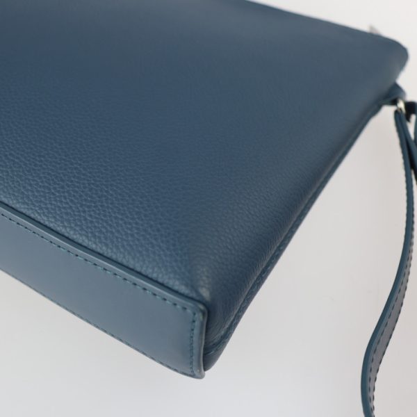 2211013010023 5 Louis Vuitton Pochette Ipad Bag Blue