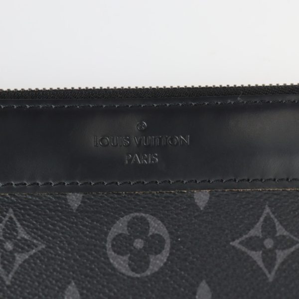 2211121001013 8 Louis Vuitton Pochette Bag Noir Black