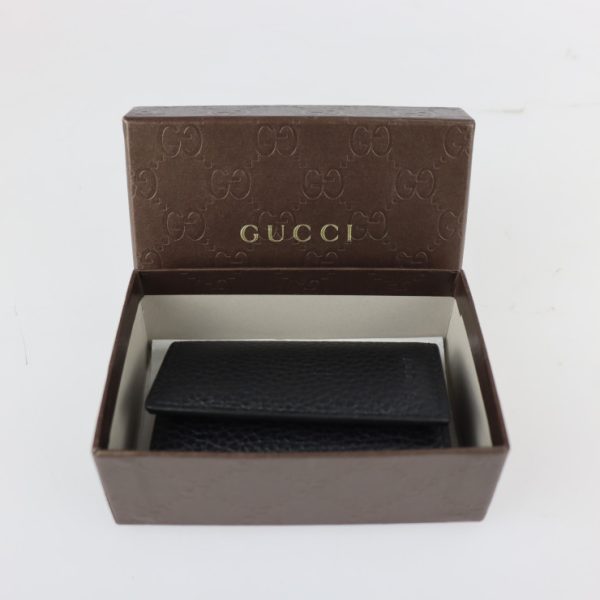 2216103008110 10 GUCCI Key Case Embossed Leather Black