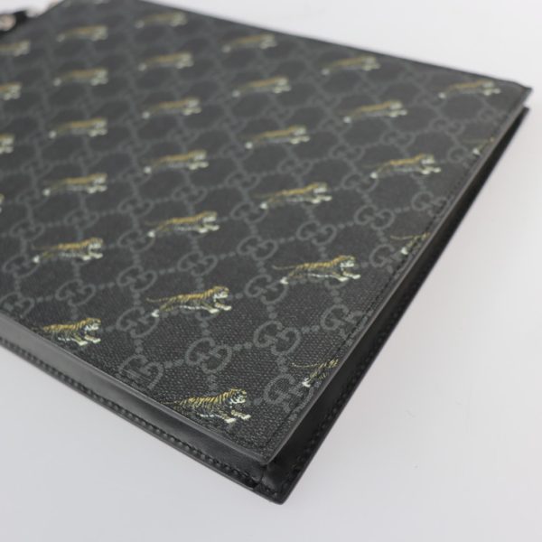 2218123008151 5 Gucci GG Supreme Clutch Bag Black