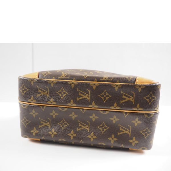 22345 4 Louis Vuitton Nile Shoulder Bag Monogram Brown