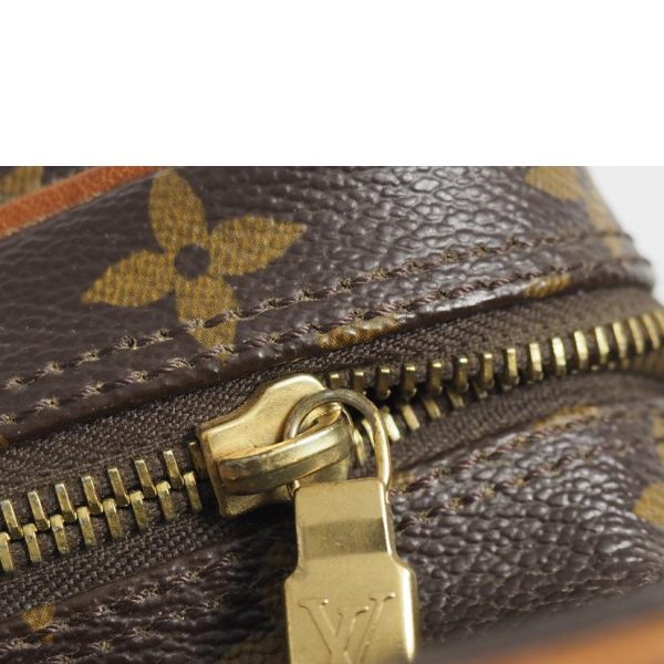 22345 8 Louis Vuitton Nile Shoulder Bag Monogram Brown