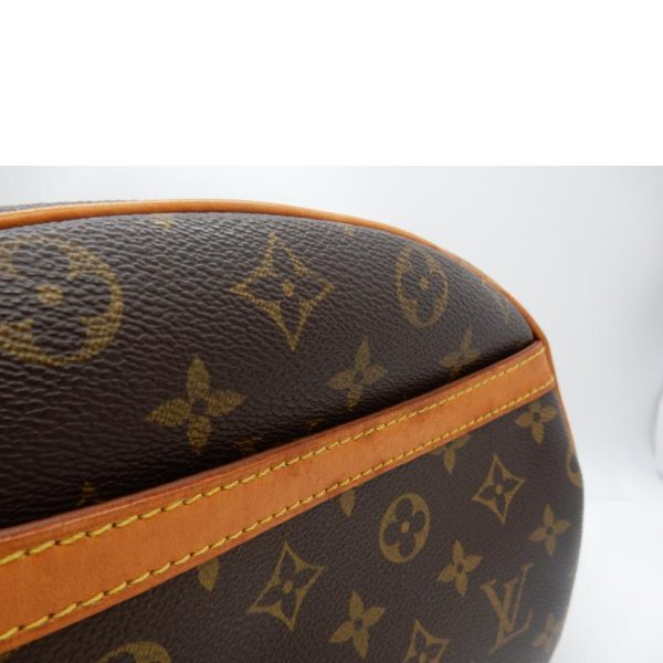 22370 7 Louis Vuitton Blower Shoulder Bag Monogram