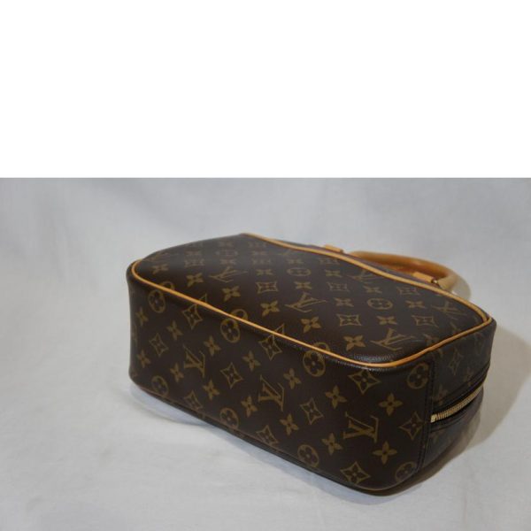 22422 3 Louis Vuitton Trouville Handbag Monogram