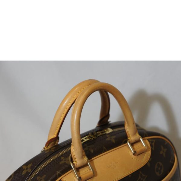 22422 4 Louis Vuitton Trouville Handbag Monogram