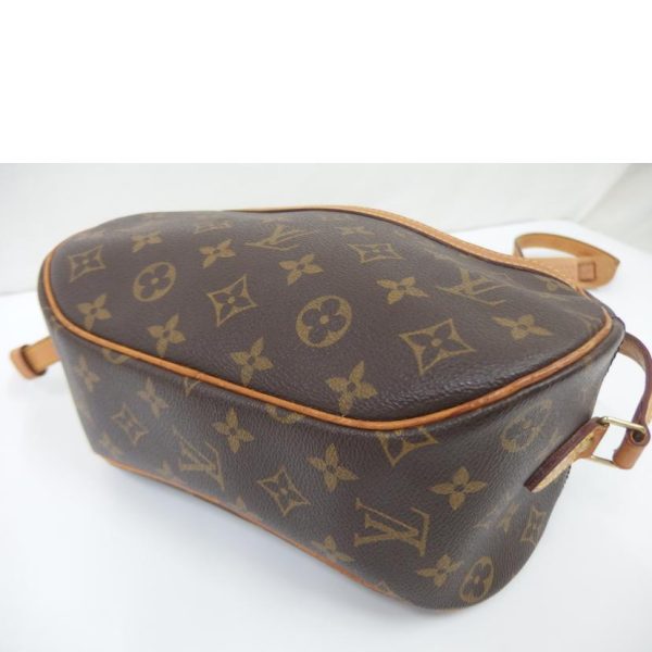 22725 4 Louis Vuitton Blowis Bag Monogram