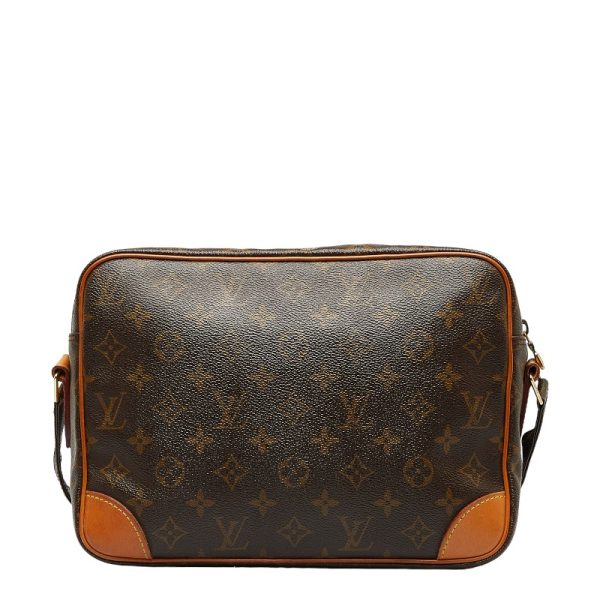 228 31958 3 Louis Vuitton Monogram Nile Crossbody Shoulder Bag Brown