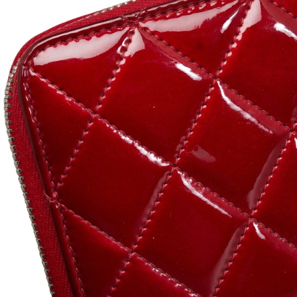 228 37825 5 CHANEL Matelasse Coco Mark Round Zipper Long Wallet Red Enamel Calf