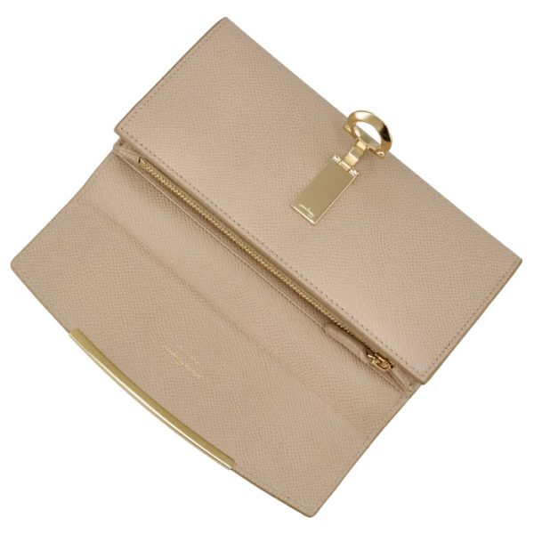 22d15000070296 4 Ferragamo Gancini Flap Wallet Macadamia Beige