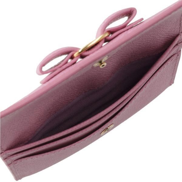 22d15500070533 5 Ferragamo Vara Ribbon Bifold Card Case Pink