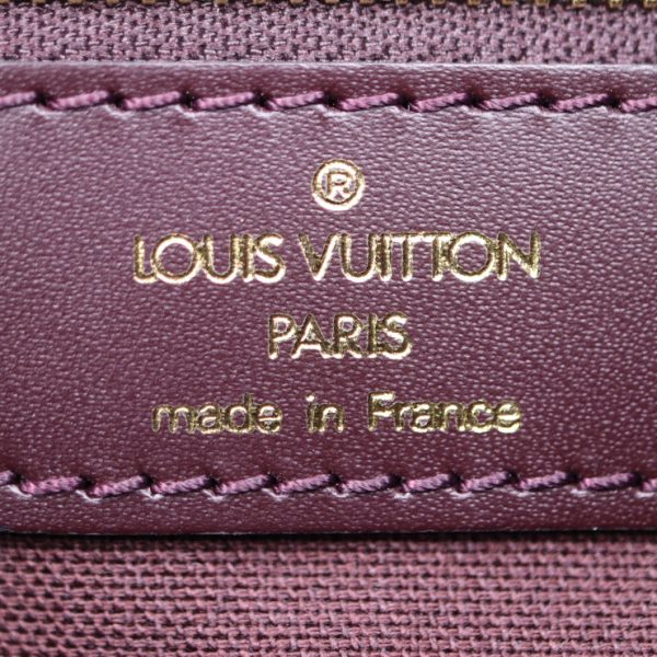 2303073007021 9 Louis Vuitton Delsu Messenger Bag Taiga Acaju