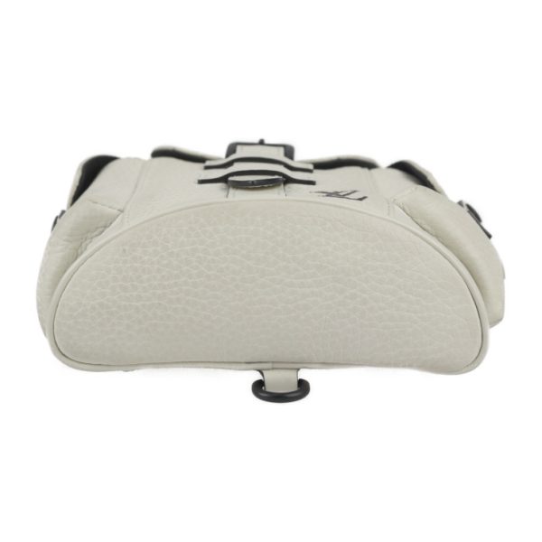 2306073007036 5 Louis Vuitton Christopher Shoulder Bag Ivory Black