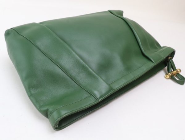 2311 68 5 Gucci Clutch Bag Leather Green