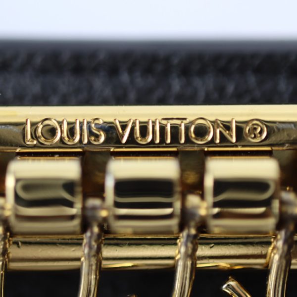 2311103010073 7 Louis Vuitton Multicle 6 Key Case Monogram Black