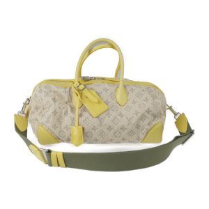 2313043007073 1 Louis Vuitton Damier Azur Hampstead PM White