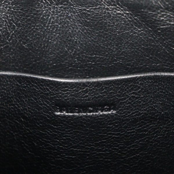 2324033001207 9 Balenciaga Everyday Leather Bag Black