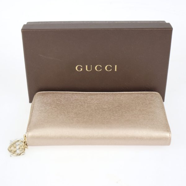 2327073007161 8 Gucci Lovely Heart Long Wallet Metallic Beige