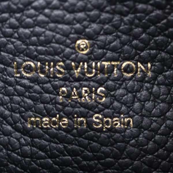 2401023007014 8 Louis Vuitton Pochette Zip Shoulder Bag Black