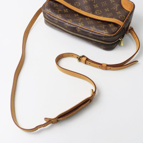 240312hh 41 3 Louis Vuitton Trocadero 27 Monogram Canvas Shoulder Bag Brown