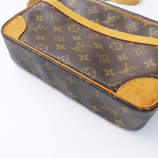 240312hh 41 4 Louis Vuitton Trocadero 27 Monogram Canvas Shoulder Bag Brown