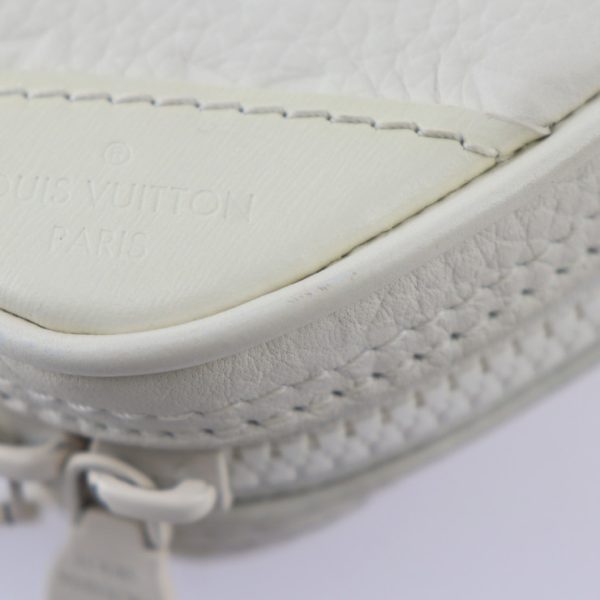 2412023007063 6 Louis Vuitton Utility Side Bag Shoulder Off white