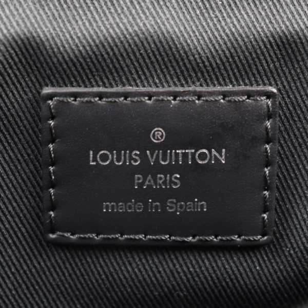 2415023007109 8 Louis Vuitton District PM Shoulder Bag Black