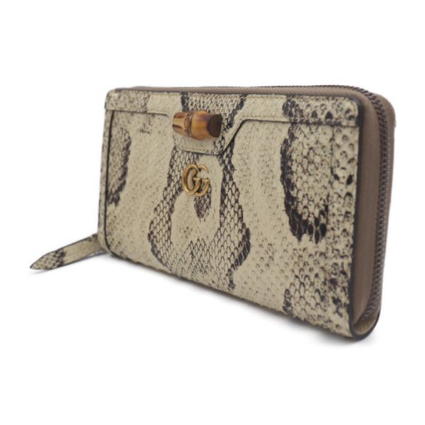 2425043010107 2 Gucci Zip Around Bamboo Wallet Python Beige Cream