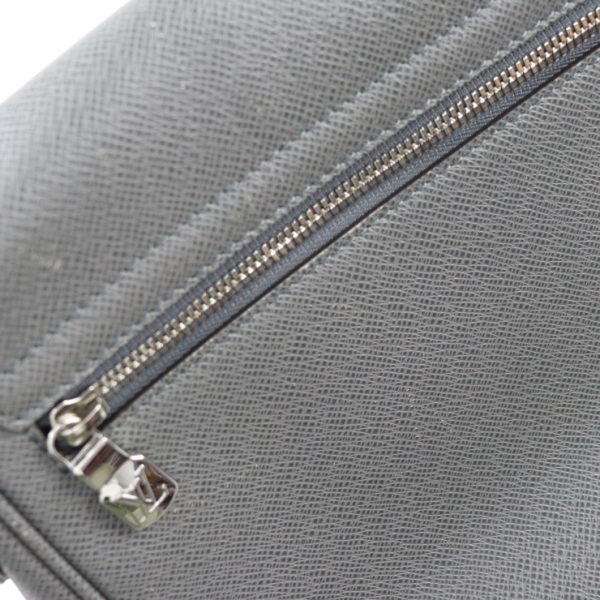 2429013007128 7 Louis Vuitton District PM Messenger Bag Gray