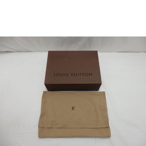 25445 6 Louis Vuitton Thompson Street MM Bag Vernis