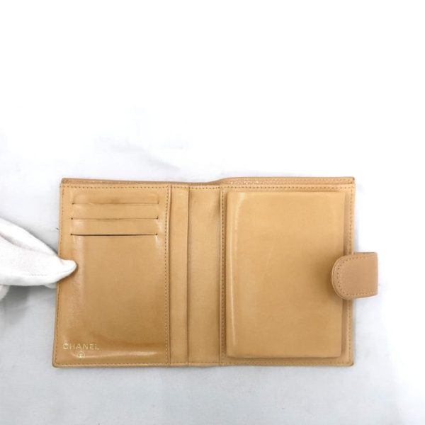 25725 6 Chanel Bi fold Wallet Beige