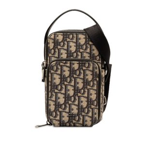 257vylztr032831i 1 Louis Vuitton Montsouris GM Backpack Monogram Brown