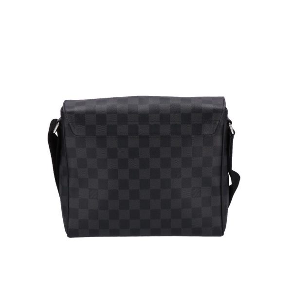 28233 2 Louis Vuitton District PM Messenger Bag Damier Graphite