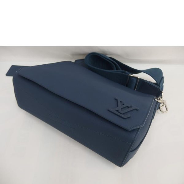 28608 4 Louis Vuitton New Messenger Shoulder Bag Navy