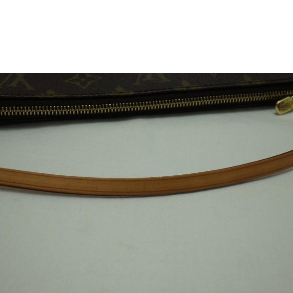 29665 3 Louis Vuitton Pochette Accessoire Monogram