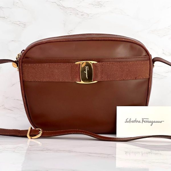 3 29049 Salvatore Ferragamo Shoulder Bag Rose Ribbon Brown